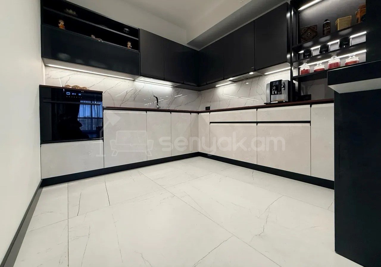 3 Սենյականոց Բնակարան Նորակառույցում, 105քմ, 8/14 հարկ, Դիզայներական Վերանորոգված