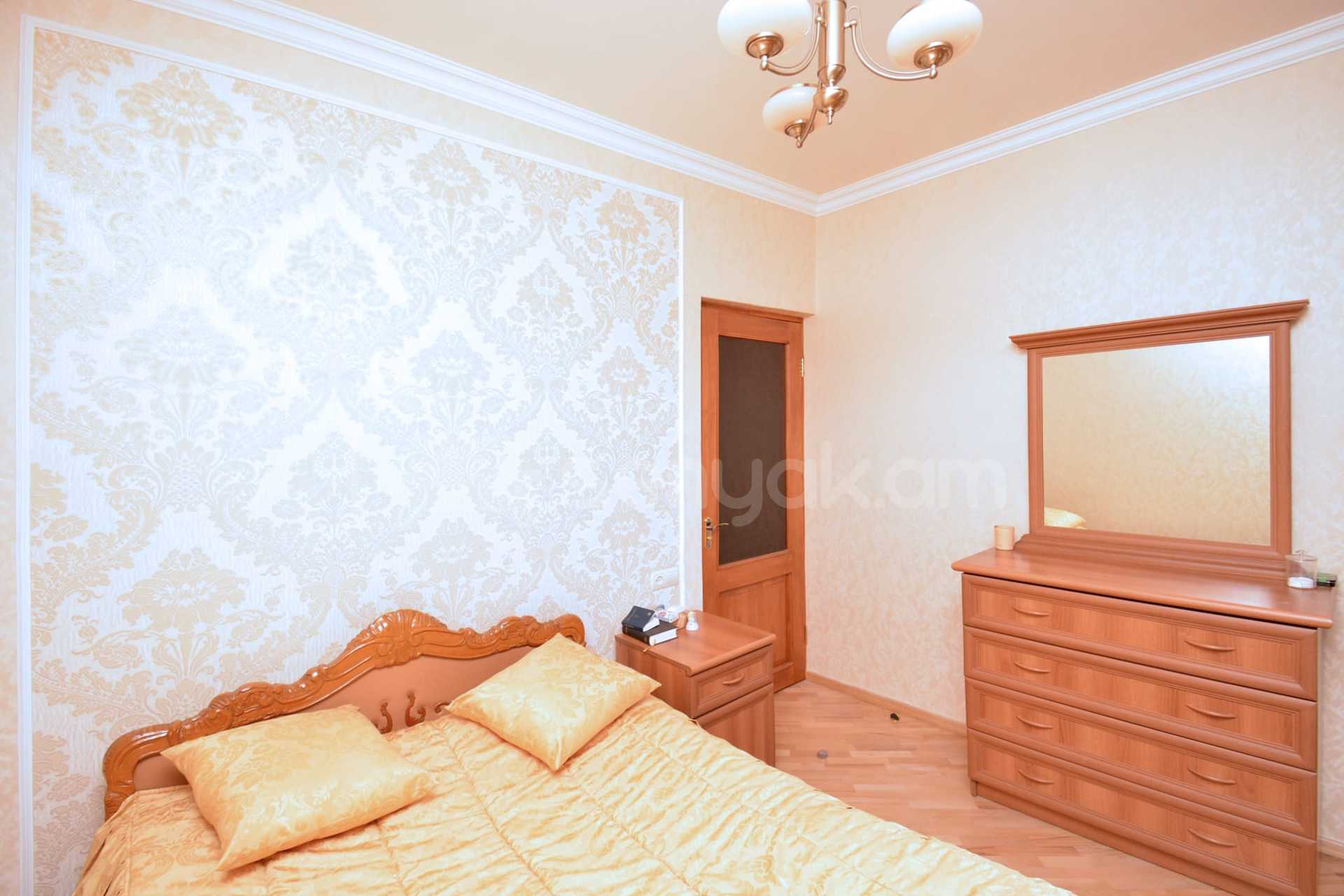 2 Սենյականոց Բնակարան, 60քմ, 4/9 հարկ, Կապիտալ Վերանորոգված