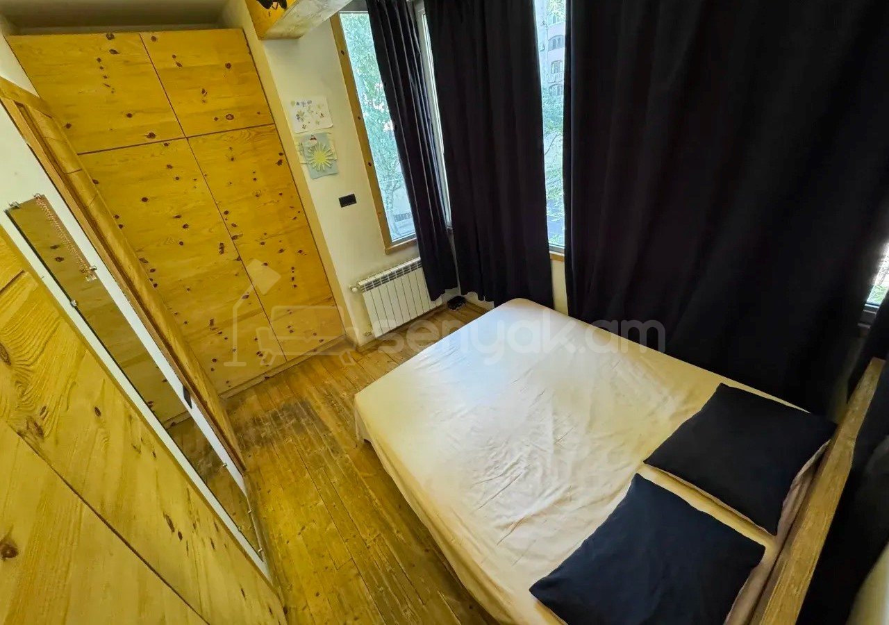 2 Սենյականոց Բնակարան Քարե Շենքում, 60քմ, 3/6 հարկ, Կապիտալ Վերանորոգված