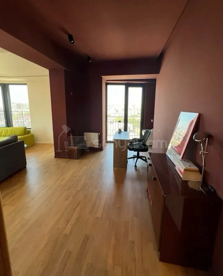 3 Սենյականոց Բնակարան Նորակառույցում, 93քմ, 12/15 հարկ, Կապիտալ Վերանորոգված