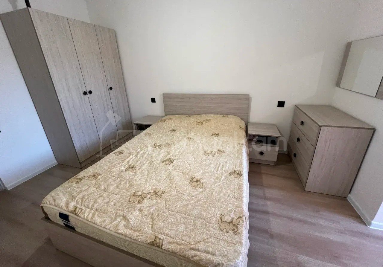 2 Սենյականոց Բնակարան, 42քմ, 5/9 հարկ, Կապիտալ Վերանորոգված