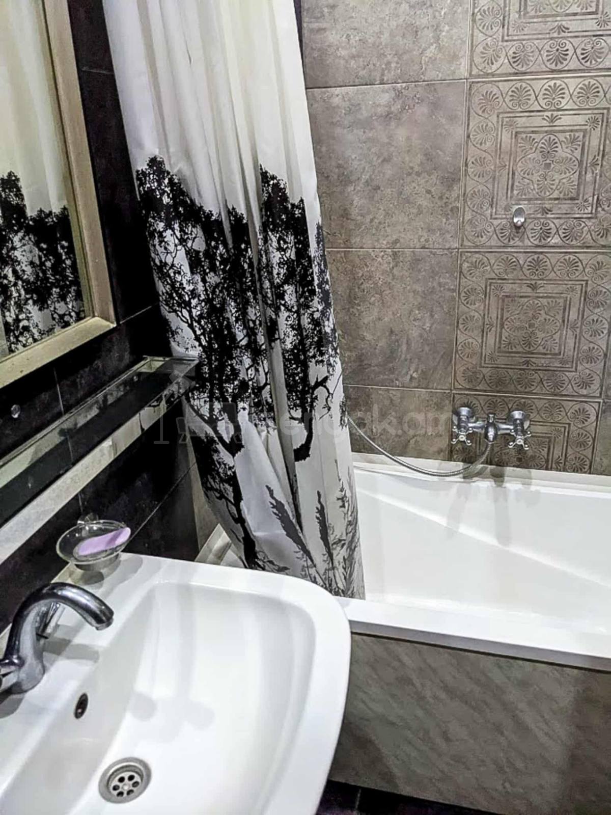 3 Սենյականոց Բնակարան Նորակառույցում, 60քմ, 13/15 հարկ, Կապիտալ Վերանորոգված