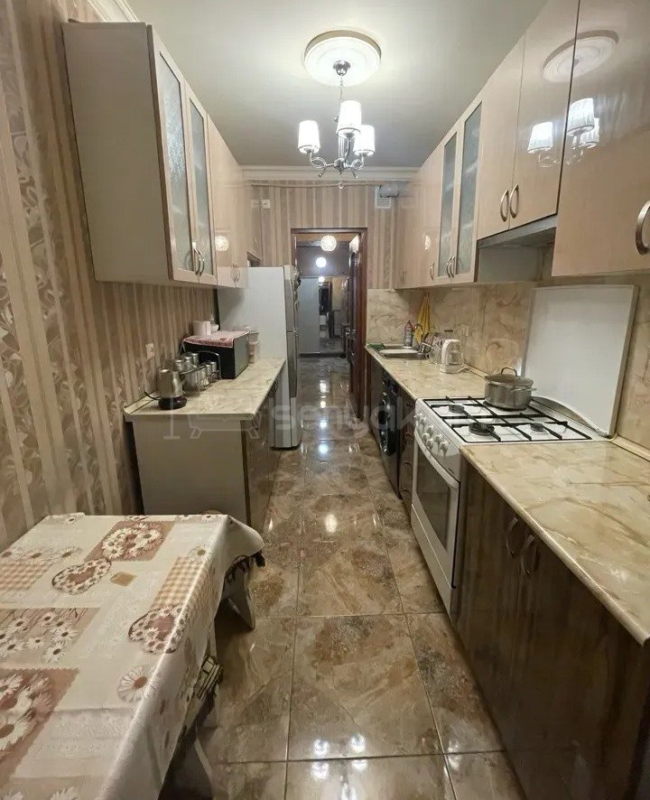 4 Սենյականոց Բնակարան, 86քմ, 4/16 հարկ, Նորմալ Վիճակում