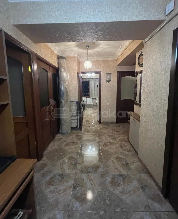 4 Սենյականոց Բնակարան, 86քմ, 4/16 հարկ, Նորմալ Վիճակում