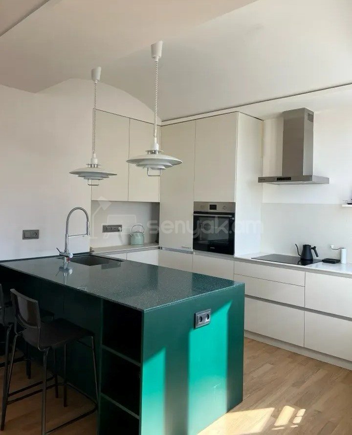 3 Սենյականոց Բնակարան Նորակառույցում, 93քմ, 12/15 հարկ, Կապիտալ Վերանորոգված