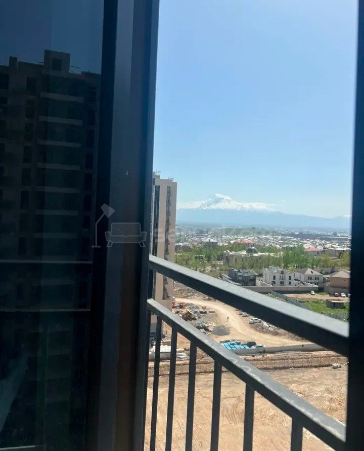 3 Սենյականոց Բնակարան Նորակառույցում, 93քմ, 12/15 հարկ, Կապիտալ Վերանորոգված