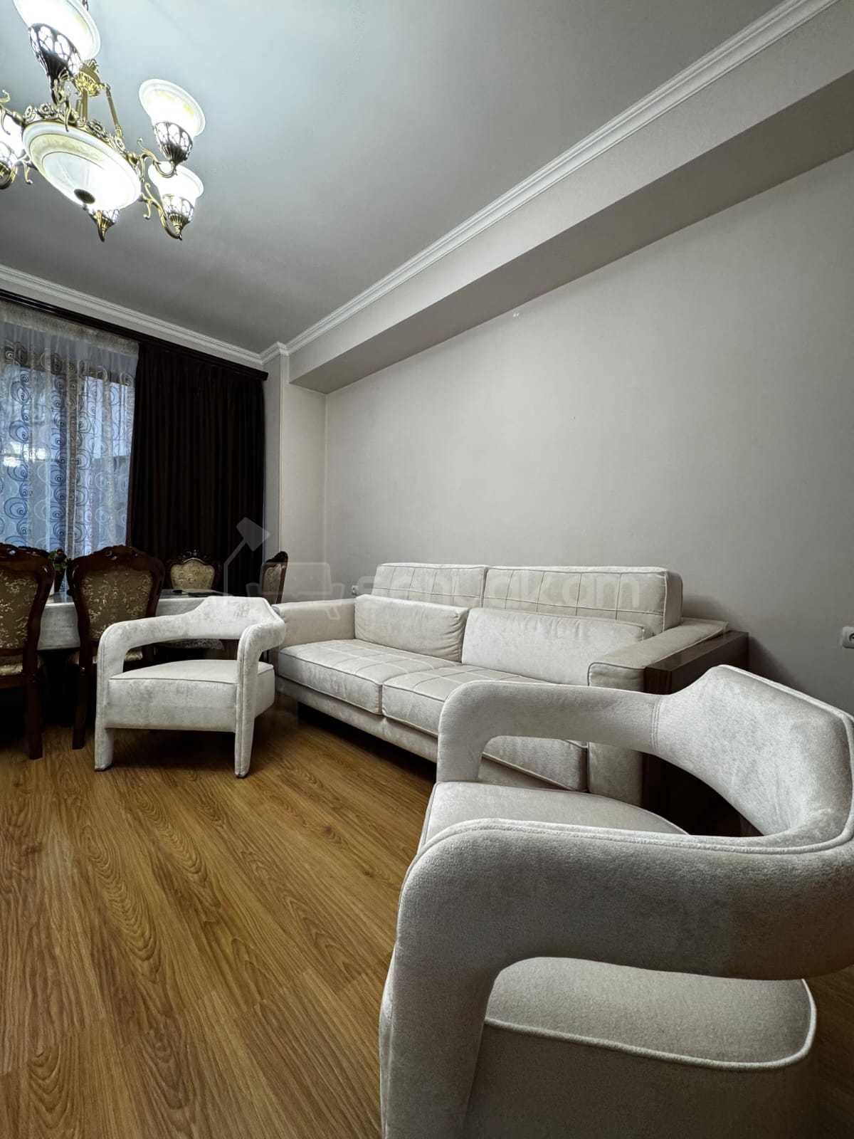 3 Սենյականոց Բնակարան Նորակառույցում, 90քմ, 2/8 հարկ, Կապիտալ Վերանորոգված