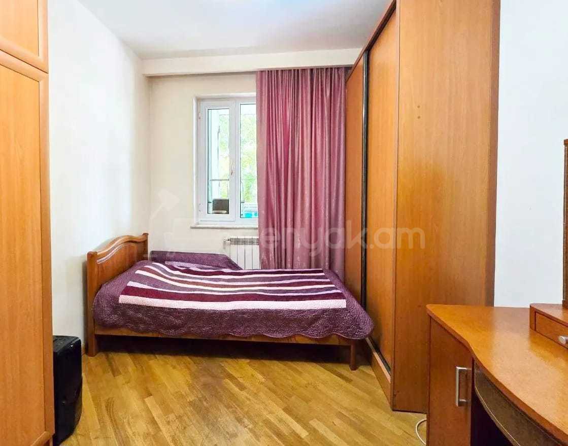 3 Սենյականոց Բնակարան Քարե Շենքում, 96քմ, 2/5 հարկ, Կապիտալ Վերանորոգված