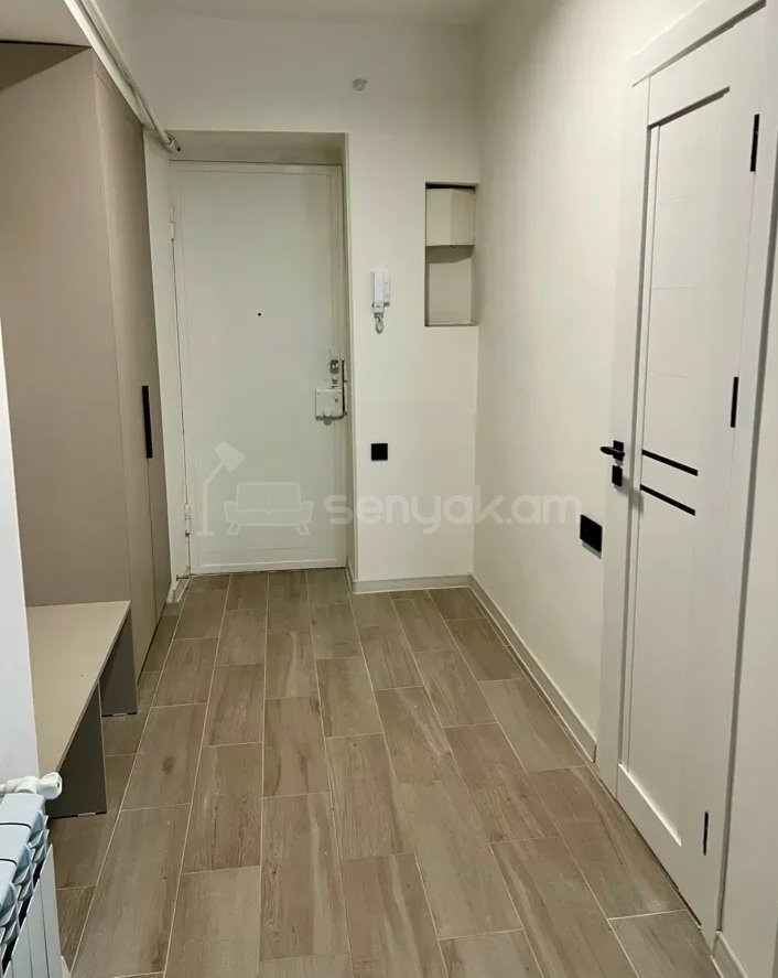 2 Սենյականոց Բնակարան Քարե Շենքում, 47քմ, 1/5 հարկ, Դիզայներական Վերանորոգված