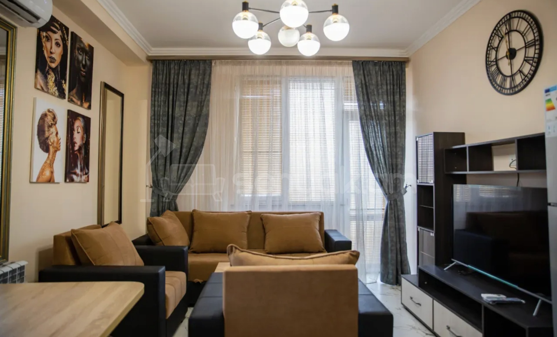 3 Սենյականոց Բնակարան, 65քմ, 2/11 հարկ, Դիզայներական Վերանորոգված, Կահավորված