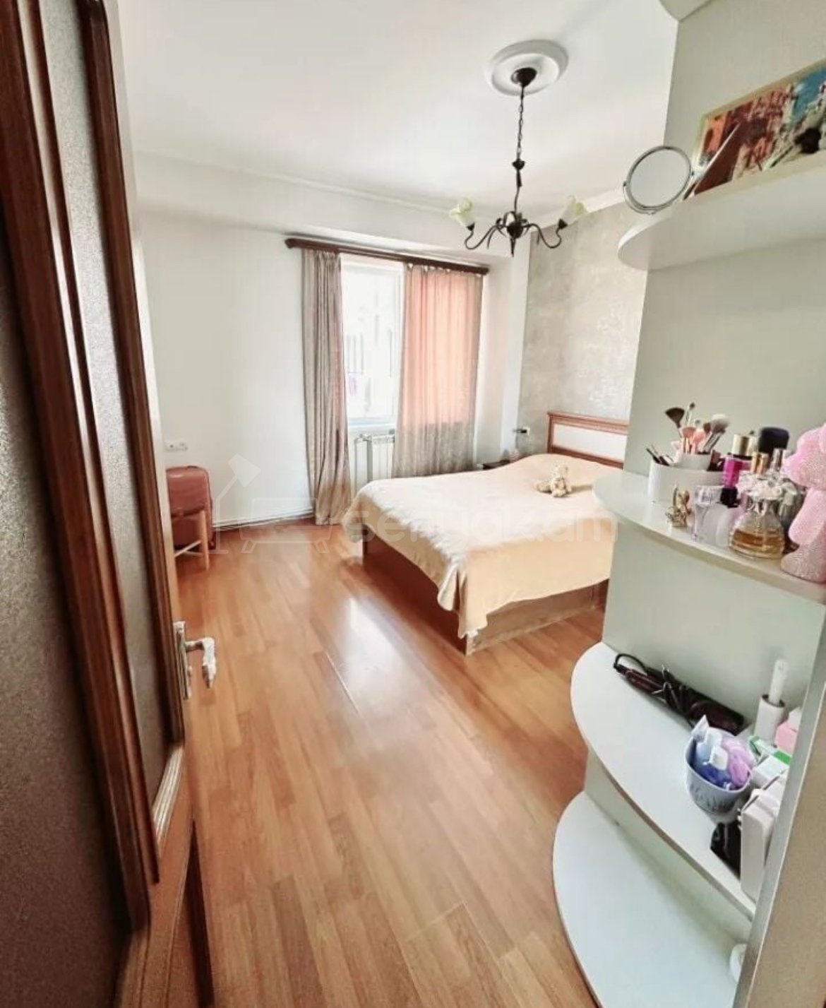 3 Սենյականոց Բնակարան, 81քմ, 13/16 հարկ, Կապիտալ Վերանորոգված