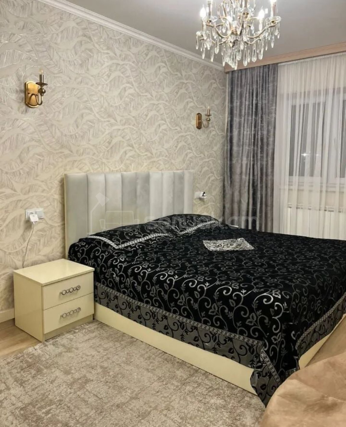 3 Սենյականոց Բնակարան Նորակառույց Քարե Շենքում, 85քմ, 2/3 հարկ, Կապիտալ Վերանորոգված