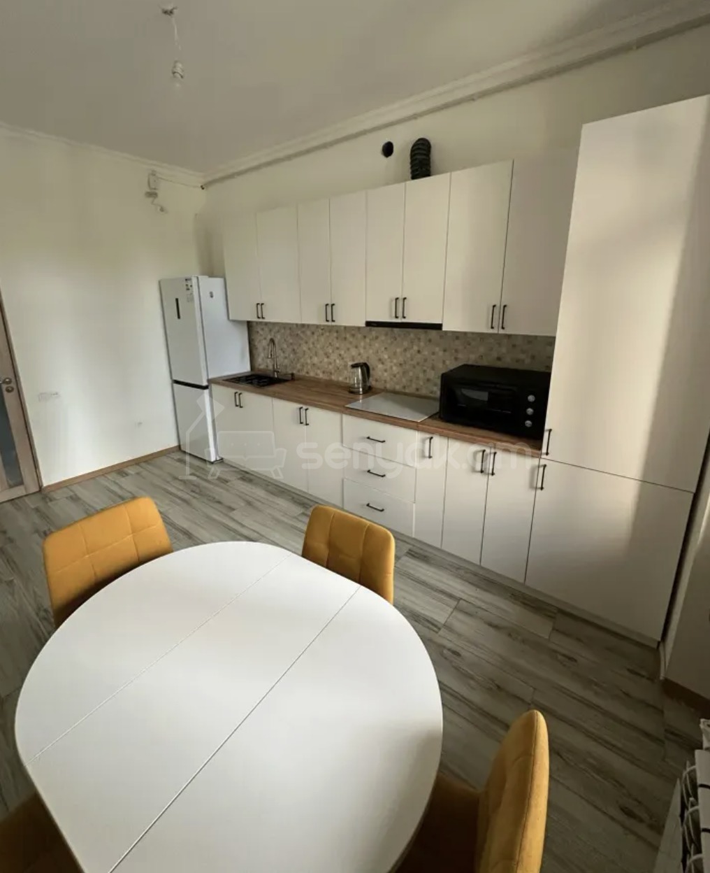 3 Սենյականոց Բնակարան Նորակառույցում, 98քմ, 4/17 հարկ, Դիզայներական Վերանորոգված, Կահավորված, Արևկող