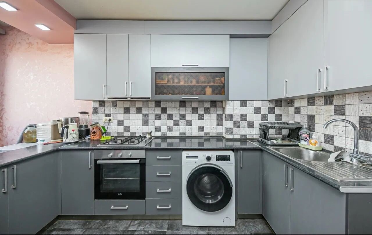 3 Սենյականոց Բնակարան, 80քմ, 10/14 հարկ, Կապիտալ Վերանորոգված