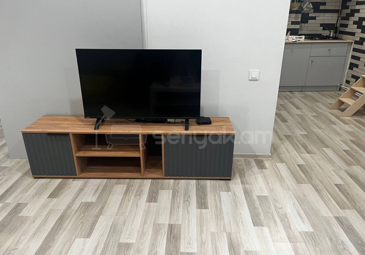 2 Սենյականոց Բնակարան Քարե Շենքում, 50քմ, 2/5 հարկ, Կապիտալ Վերանորոգված, Կահավորված, Արևկող