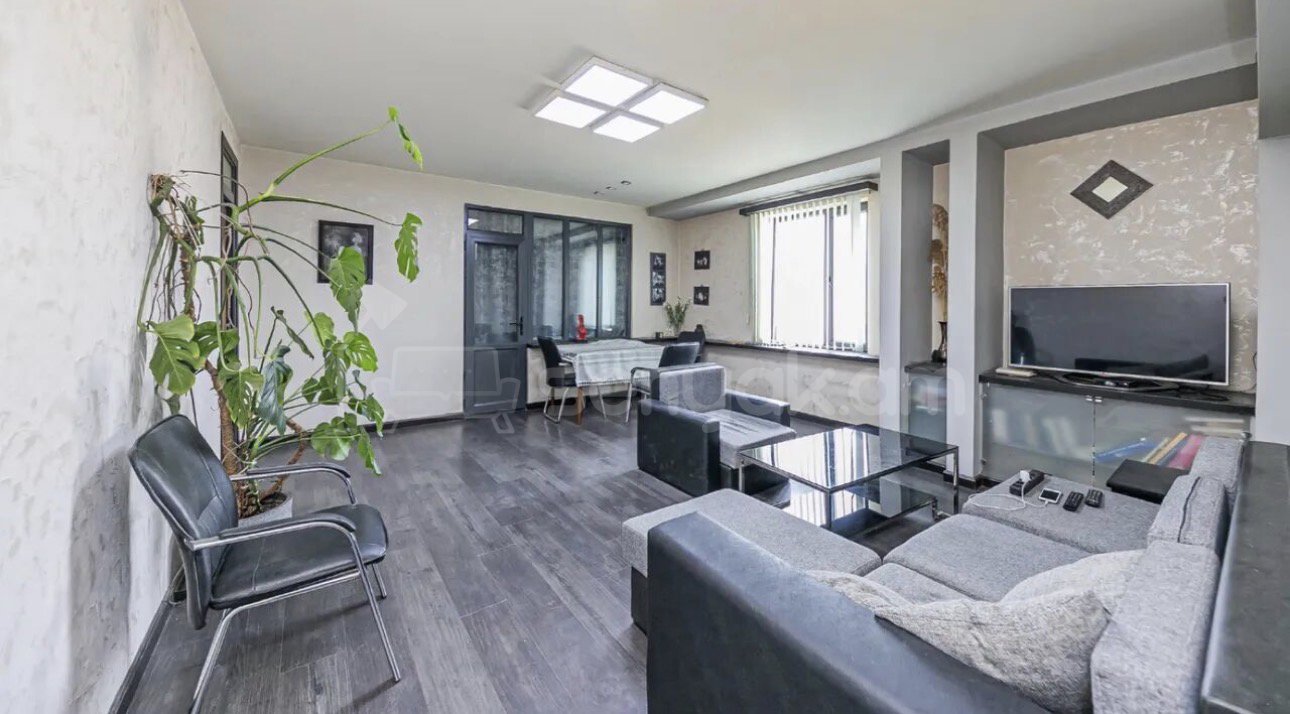 3 Սենյականոց Բնակարան, 80քմ, 10/13 հարկ, Կապիտալ Վերանորոգված