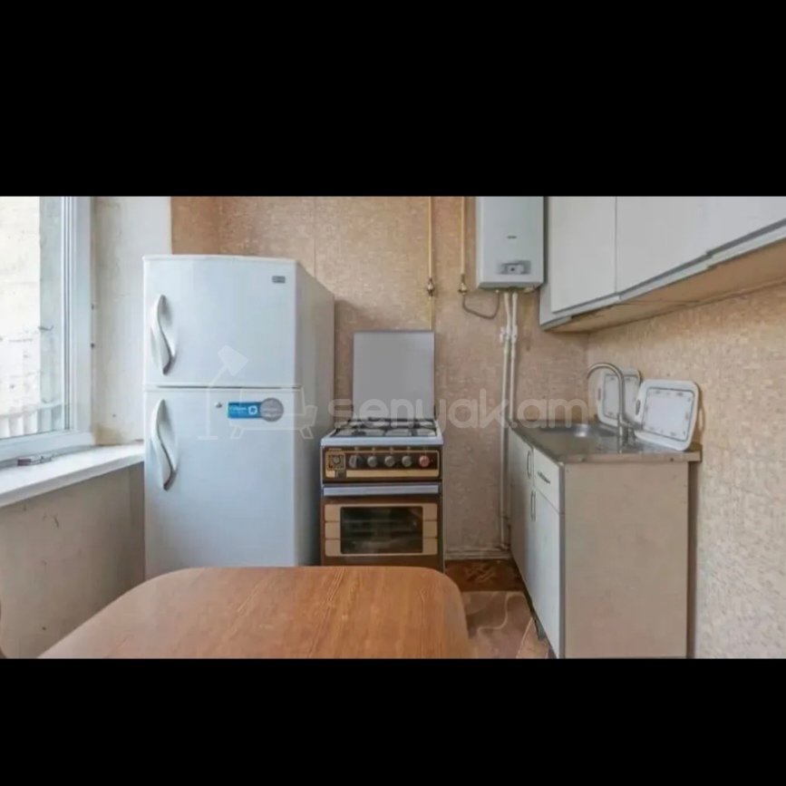 2 Սենյականոց Բնակարան Քարե Շենքում, 52քմ, 5/5 հարկ, Պետական Վիճակում, Կահավորված, Արևկող