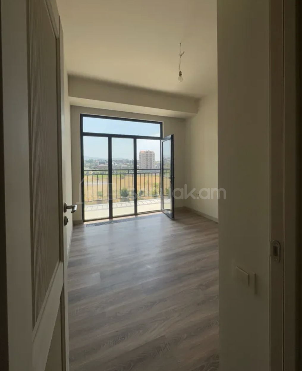 2 Սենյականոց Բնակարան Նորակառույցում, 55քմ, 10/11 հարկ, Կապիտալ Վերանորոգված