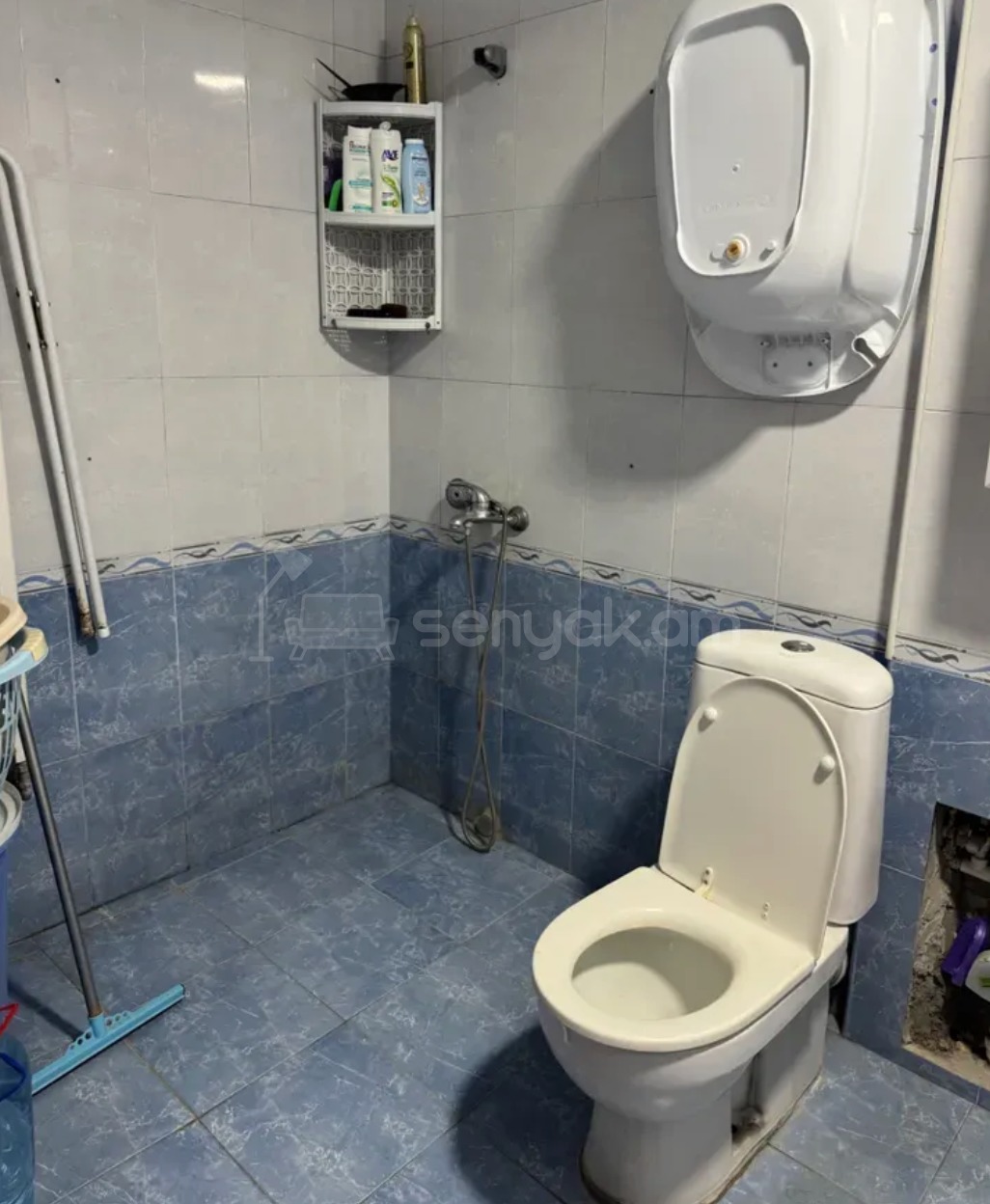 3 Սենյականոց Բնակարան, 78քմ, 4/4 հարկ, Նորմալ Վիճակում