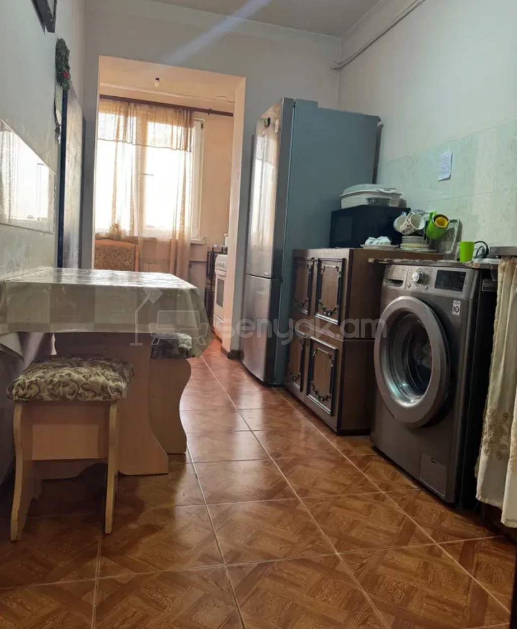 3 Սենյականոց Բնակարան, 78քմ, 4/4 հարկ, Նորմալ Վիճակում