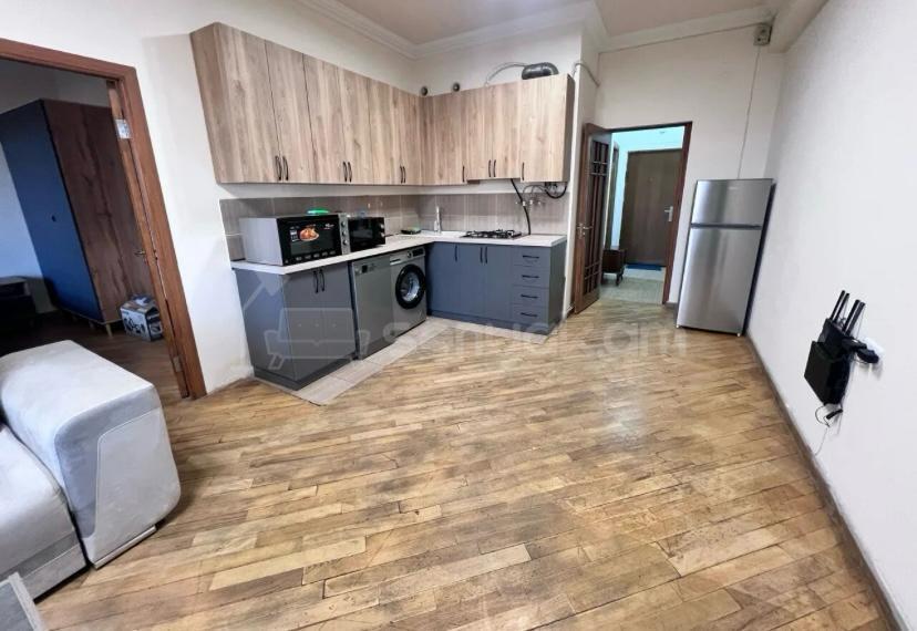 2 Սենյականոց Բնակարան Նորակառույցում, 65քմ, 4/16 հարկ, Դիզայներական Վերանորոգված, Կահավորված, Արևկող