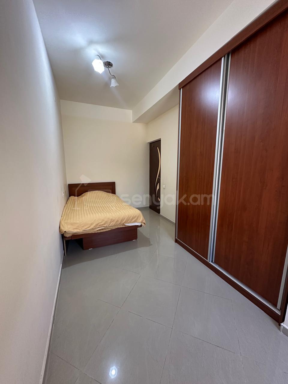 3 Սենյականոց Բնակարան Նորակառույցում, 84քմ, 2/5 հարկ, Կապիտալ Վերանորոգված