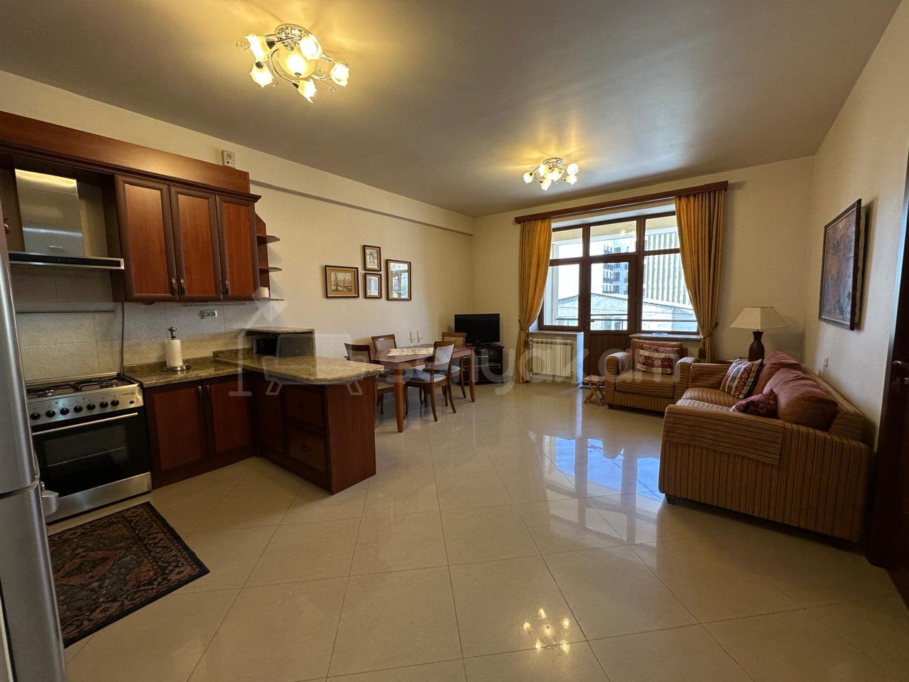 3 Սենյականոց Բնակարան Նորակառույցում, 84քմ, 2/5 հարկ, Կապիտալ Վերանորոգված