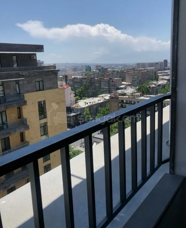 4 Սենյականոց Բնակարան Նորակառույցում, 120քմ, 14/16 հարկ, Դիզայներական Վերանորոգված