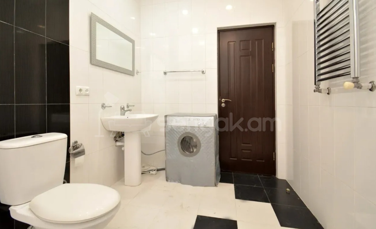 4 Սենյականոց Բնակարան Նորակառույցում, 120քմ, 14/16 հարկ, Դիզայներական Վերանորոգված