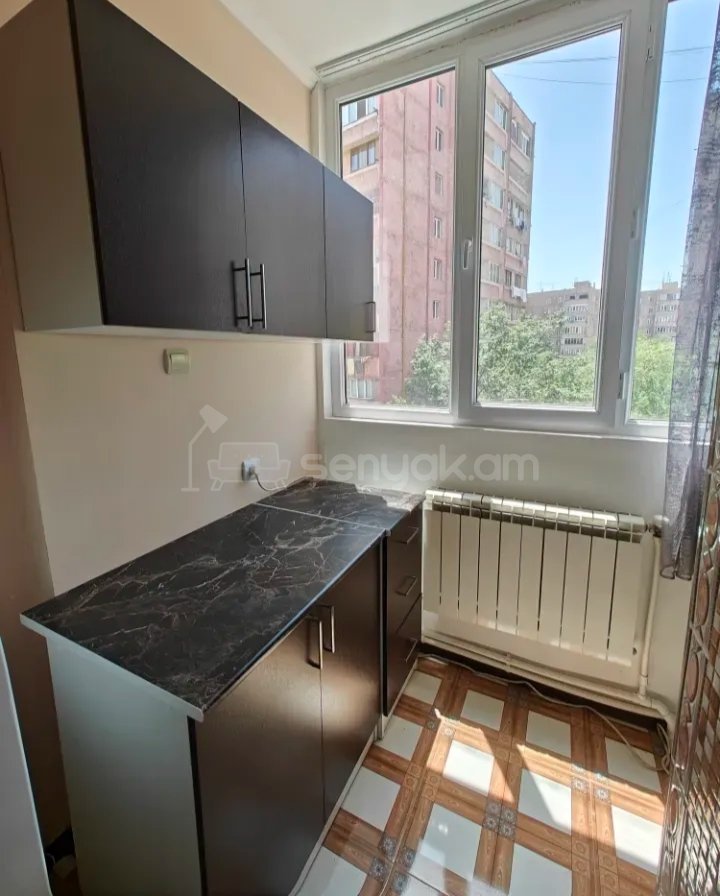 2 Սենյականոց Բնակարան Քարե Շենքում, 70քմ, 3/9 հարկ, Կապիտալ Վերանորոգված, Կահավորված