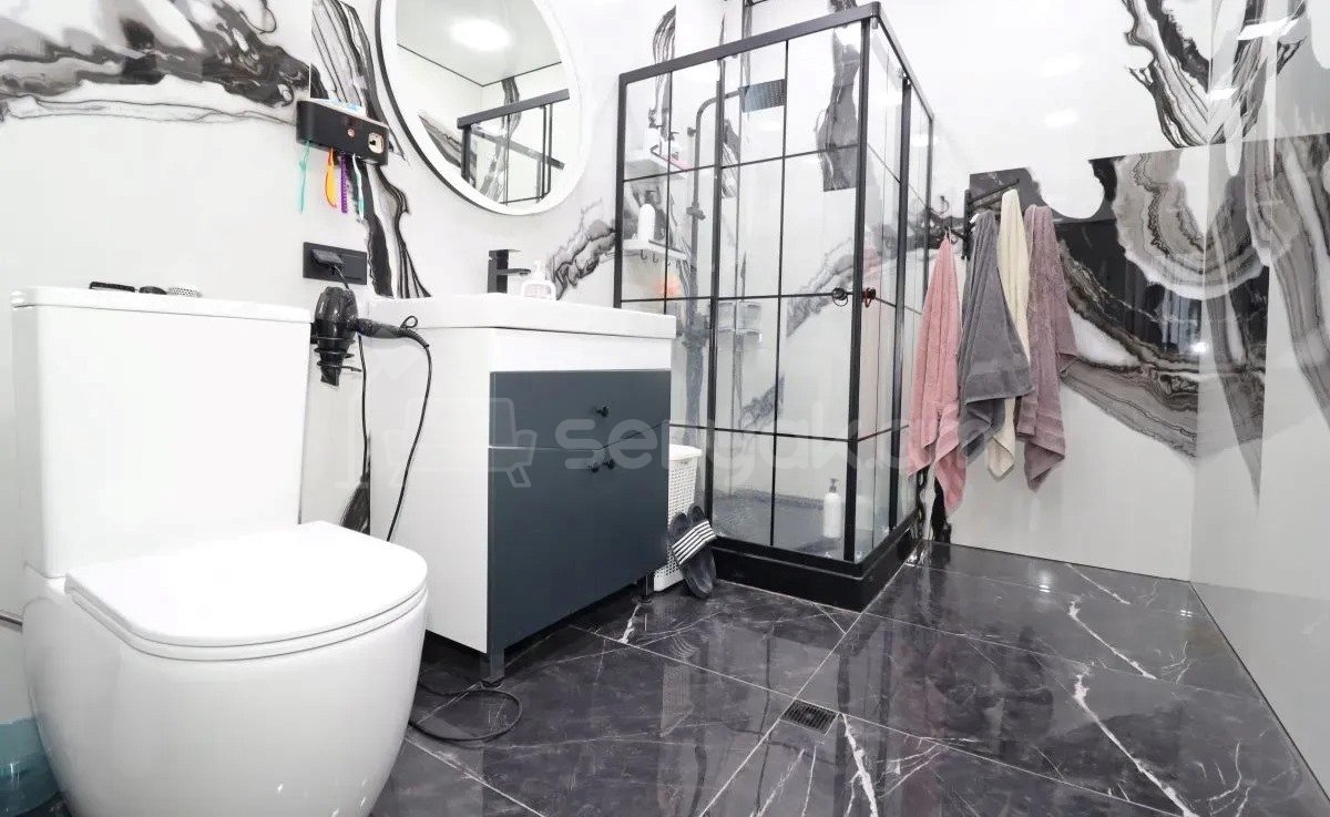 7 Սենյականոց Սեփական Տուն, 235քմ, Կապիտալ Վերանորոգված