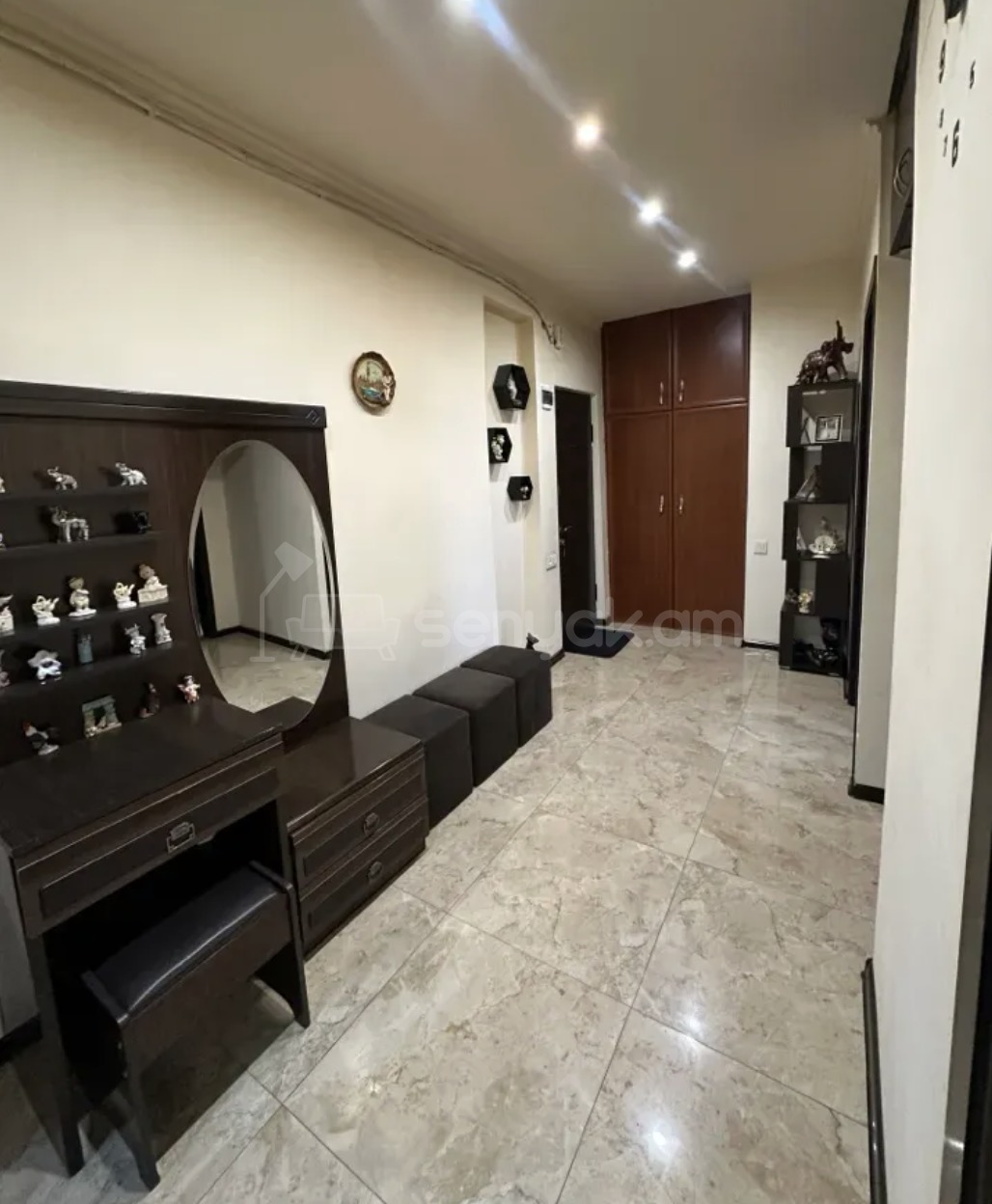 3 Սենյականոց Բնակարան, 60քմ, 6/9 հարկ, Կապիտալ Վերանորոգված