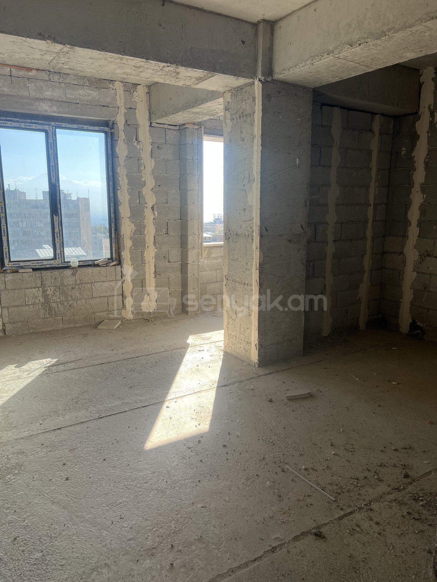 3 Սենյականոց Բնակարան Նորակառույցում, 85քմ, 4/9 հարկ, Զրոյական Վիճակում