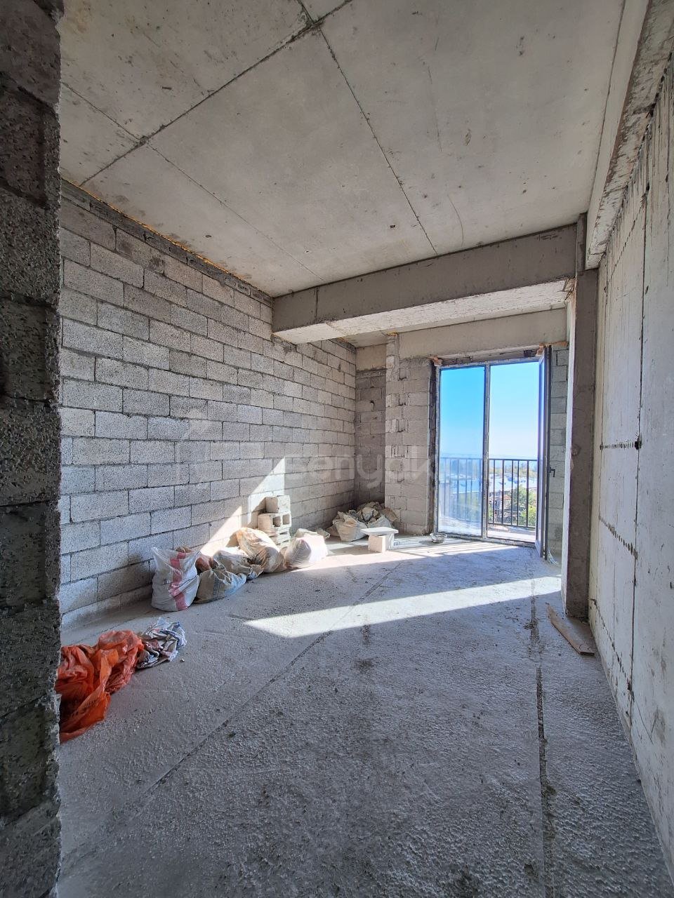 3 Սենյականոց Բնակարան, 85քմ, 6/9 հարկ, Զրոյական Վիճակում