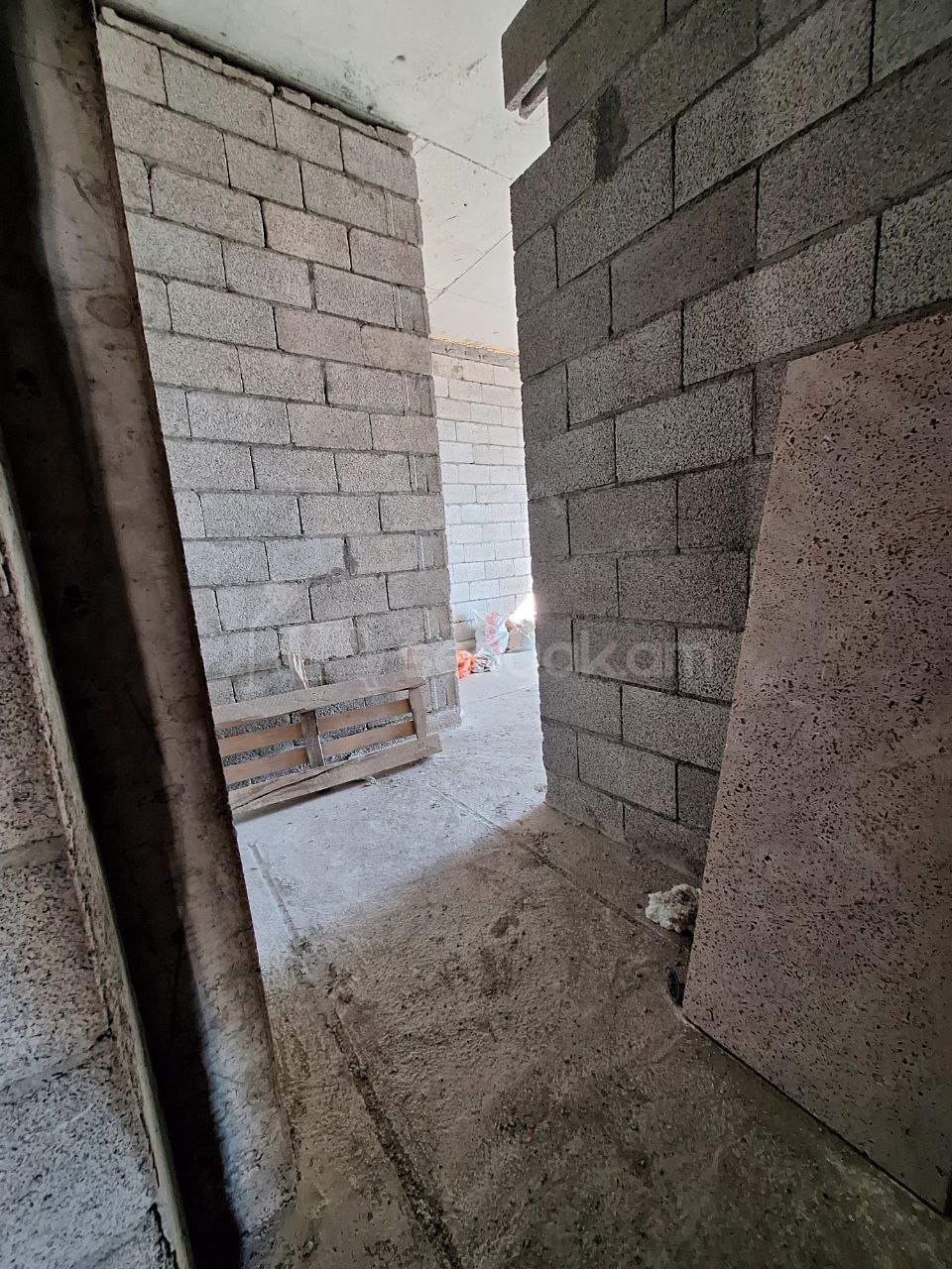 3 Սենյականոց Բնակարան, 85քմ, 6/9 հարկ, Զրոյական Վիճակում