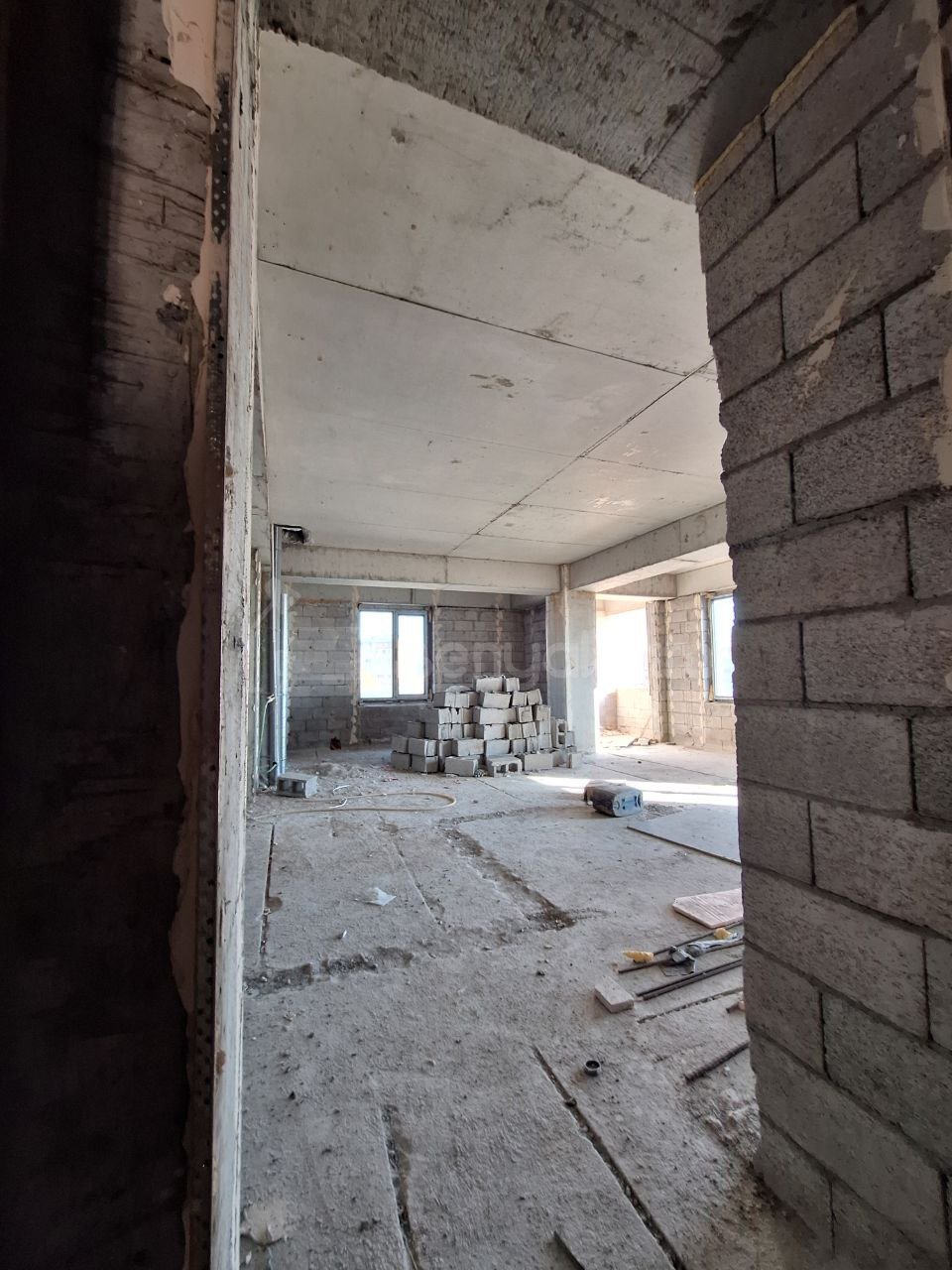 3 Սենյականոց Բնակարան, 160քմ, 6/9 հարկ, Զրոյական Վիճակում