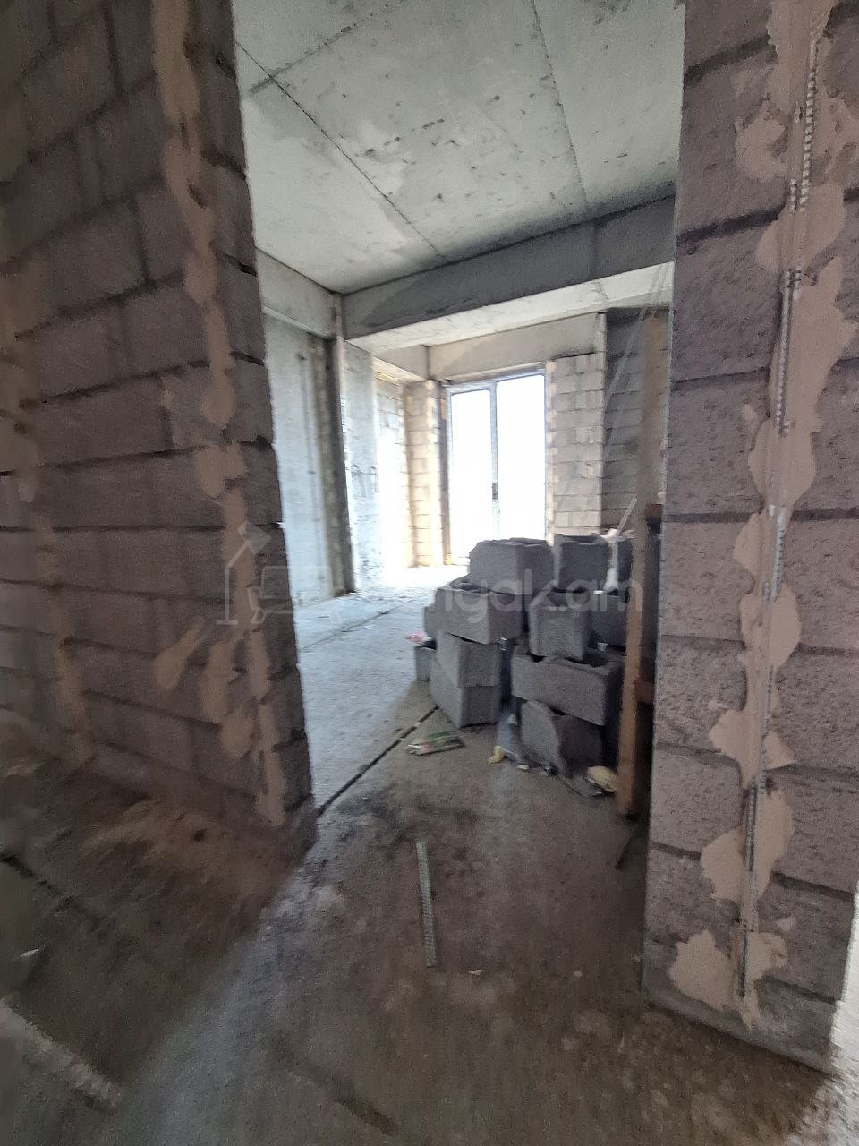 3 Սենյականոց Բնակարան, 160քմ, 6/9 հարկ, Զրոյական Վիճակում