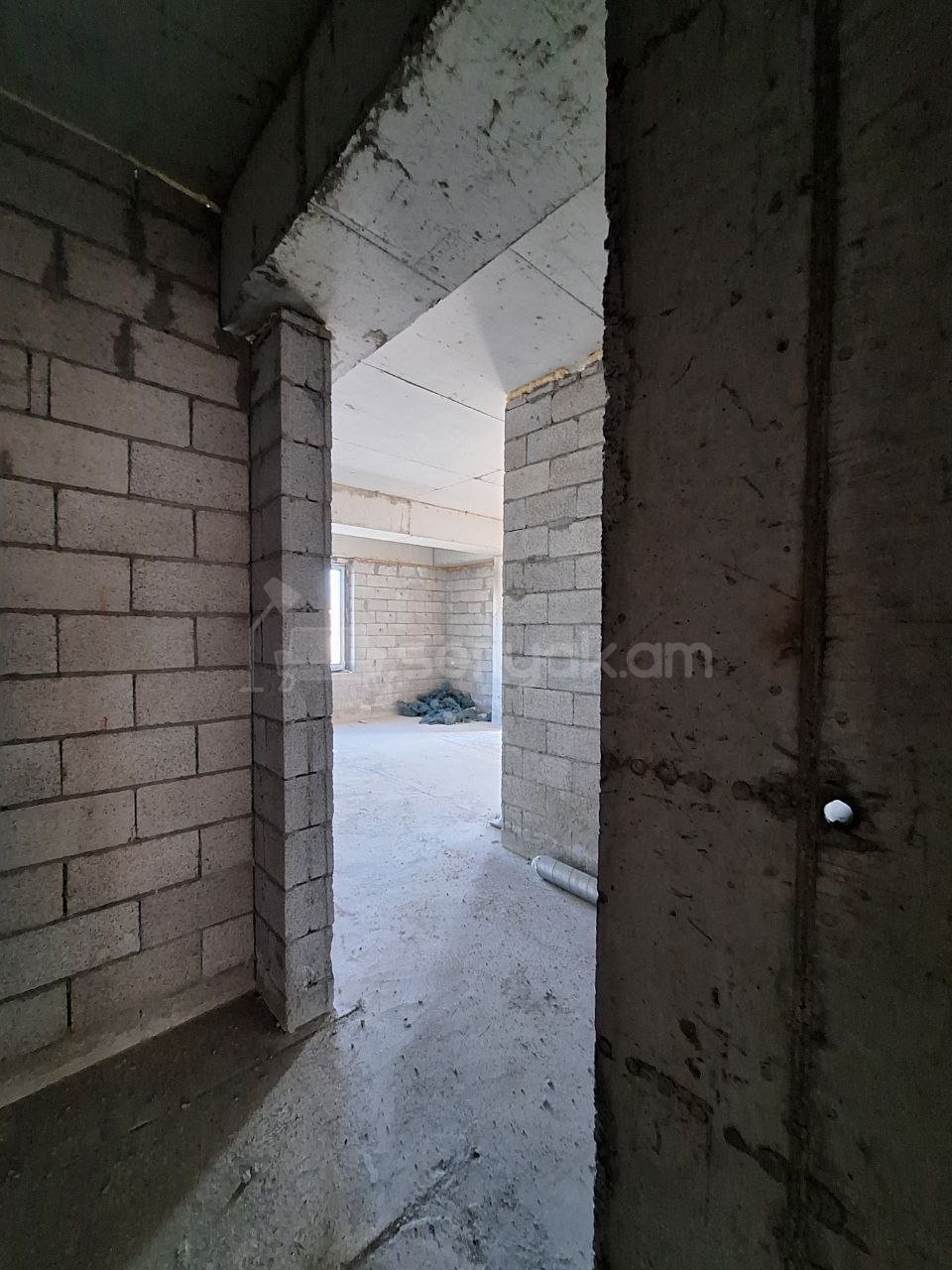 3 Սենյականոց Բնակարան, 85քմ, 4/9 հարկ, Զրոյական Վիճակում