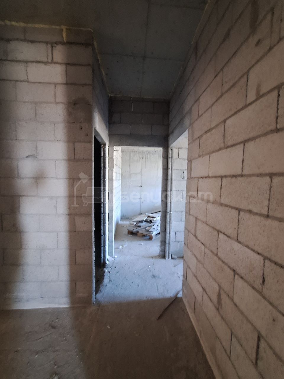 3 Սենյականոց Բնակարան, 85քմ, 4/9 հարկ, Զրոյական Վիճակում