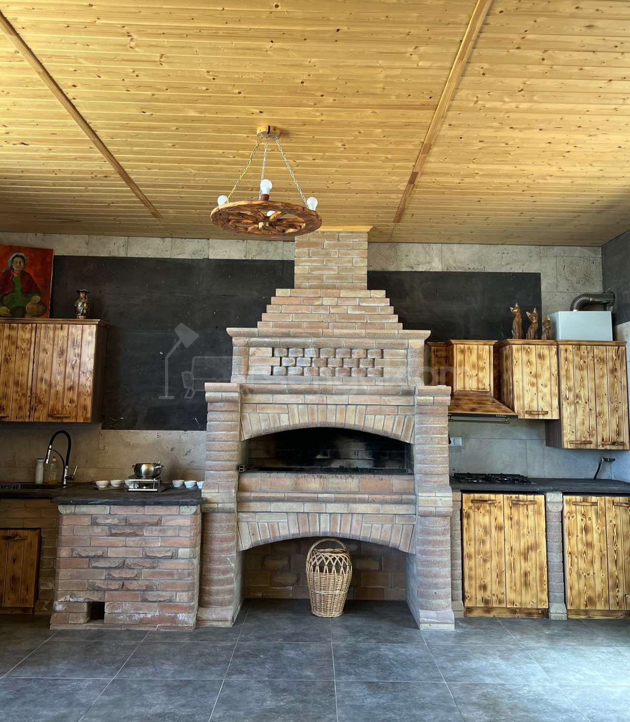 1 Սենյականոց Ամառանոց, 100քմ, Լողավազանով