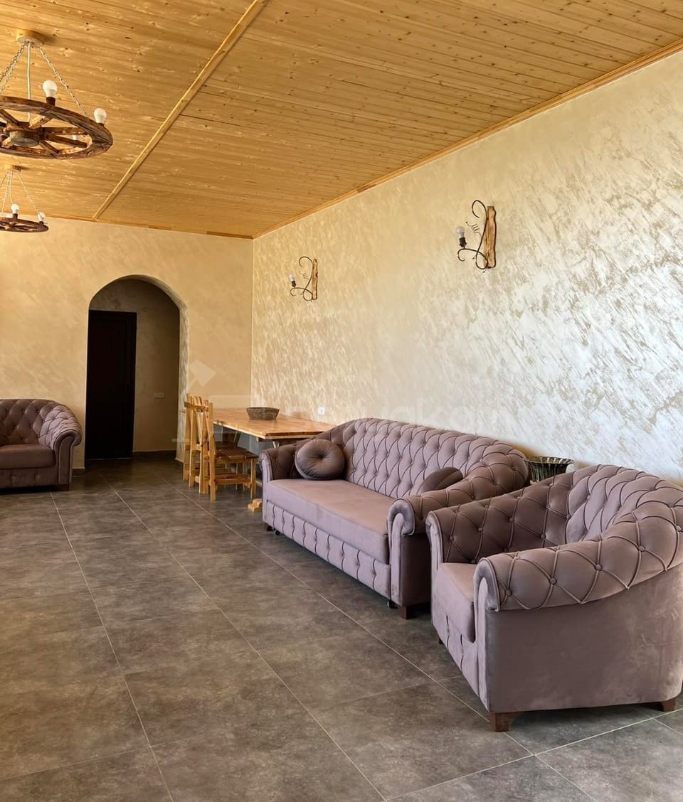 1 Սենյականոց Ամառանոց, 100քմ, Լողավազանով