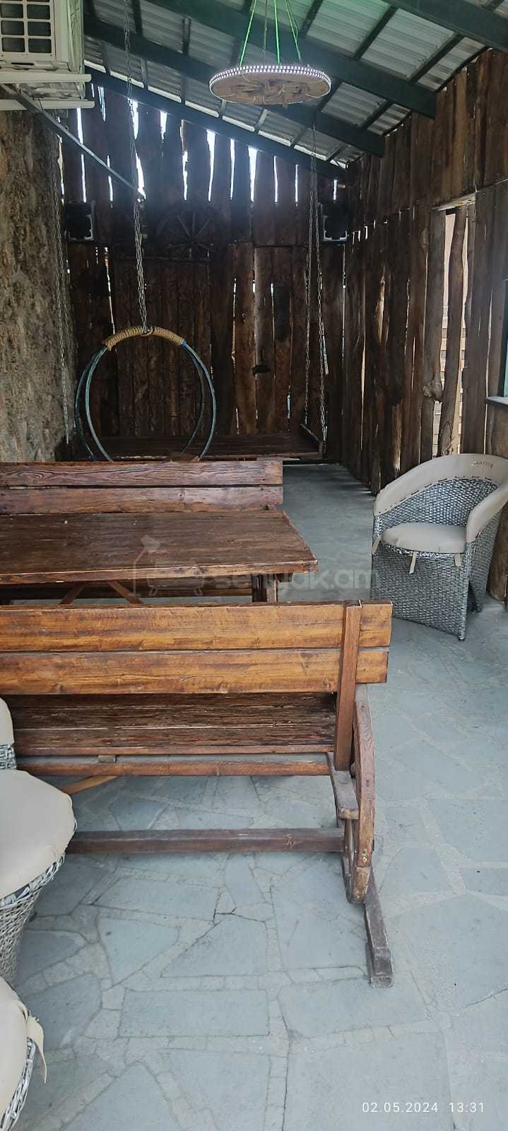 1 Սենյականոց Ամառանոց, 200քմ, Լողավազանով