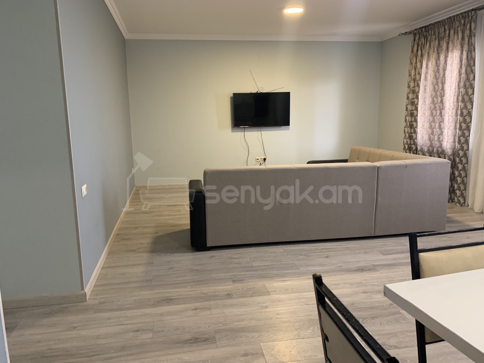 3 Սենյականոց Բնակարան Նորակառույցում, 100քմ, 2/4 հարկ, Դիզայներական Վերանորոգված, Կահավորված, Արևկող