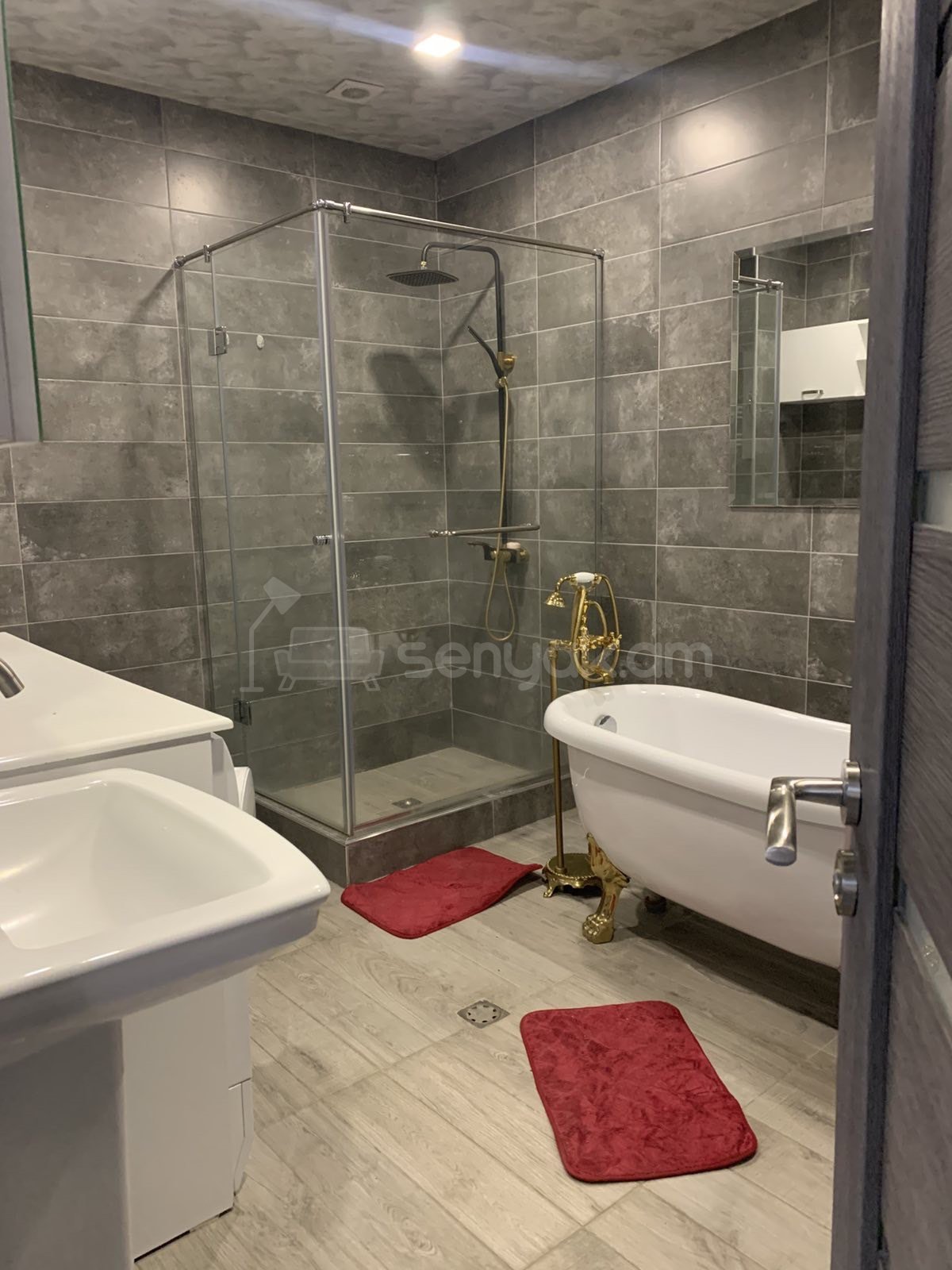 3 Սենյականոց Բնակարան Նորակառույցում, 100քմ, 2/4 հարկ, Դիզայներական Վերանորոգված, Կահավորված, Արևկող