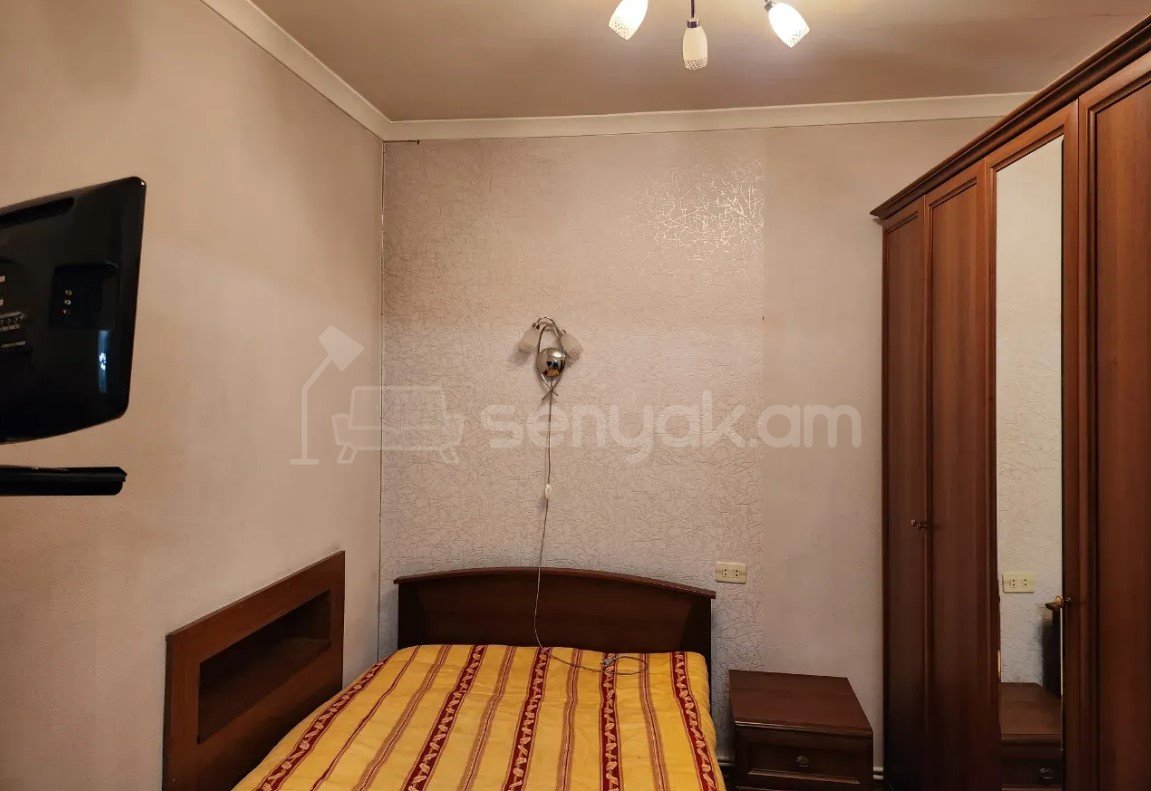 2 Սենյականոց Բնակարան Քարե Շենքում, 50քմ, 1/5 հարկ, Կապիտալ Վերանորոգված, Կահավորված