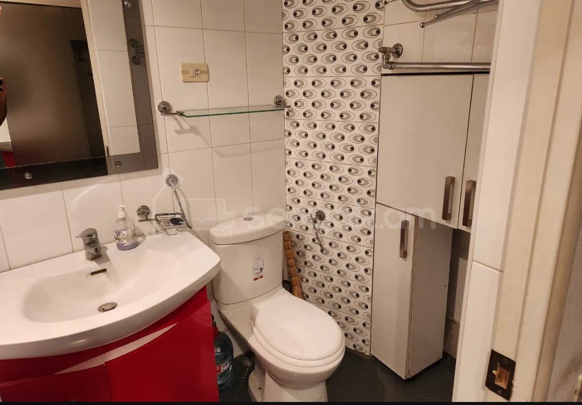 2 Սենյականոց Բնակարան Քարե Շենքում, 50քմ, 1/5 հարկ, Կապիտալ Վերանորոգված, Կահավորված