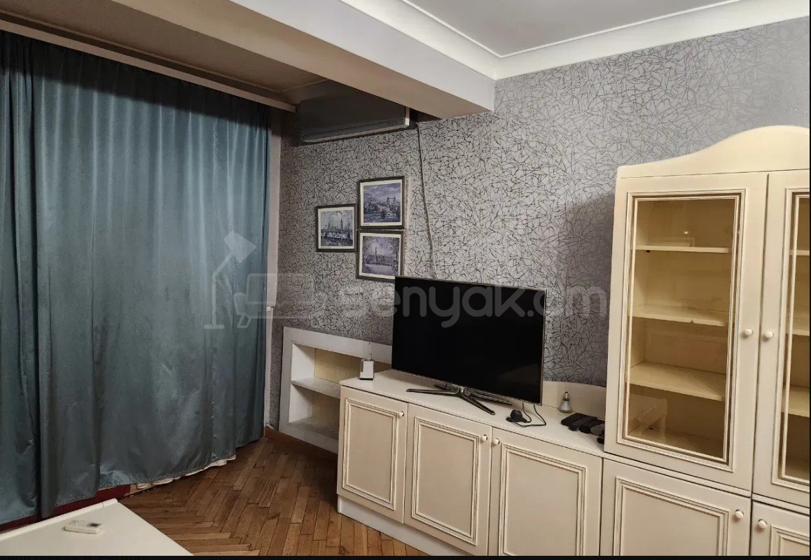 2 Սենյականոց Բնակարան Քարե Շենքում, 50քմ, 1/5 հարկ, Կապիտալ Վերանորոգված, Կահավորված