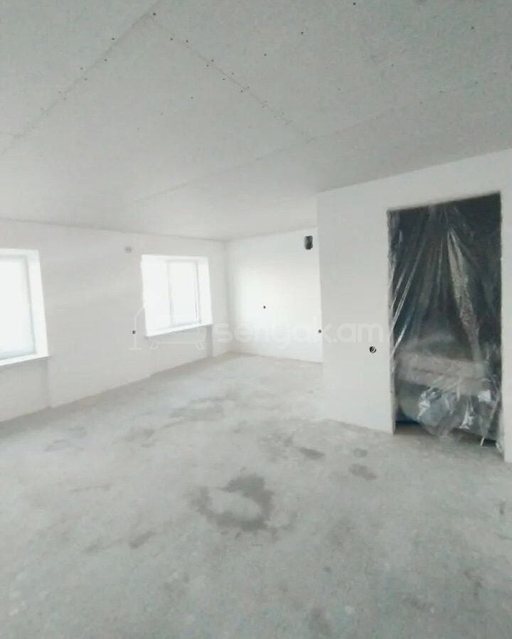 1 Սենյականոց Բնակարան, 29քմ, 4/4 հարկ, Զրոյական Վիճակում