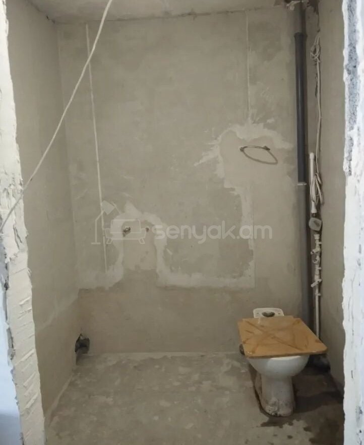 1 Սենյականոց Բնակարան, 29քմ, 4/4 հարկ, Զրոյական Վիճակում