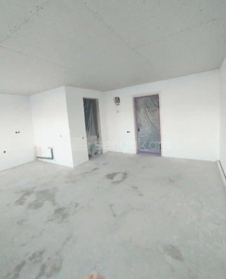 1 Սենյականոց Բնակարան, 29քմ, 4/4 հարկ, Զրոյական Վիճակում